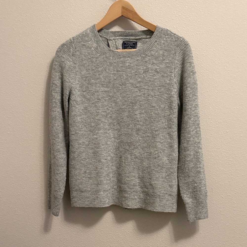 Abercrombie & Fitch Light Gray Crew Neck Sweater with Split Back - Picture 5 of 5